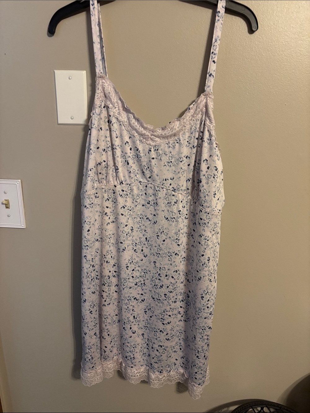 Jessica Simpson Pale Lavender Floral Lace-Trim Slip